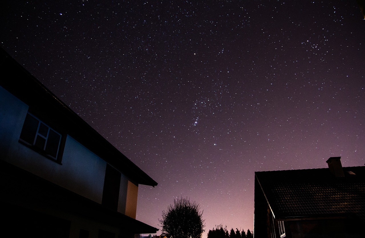 璀璨四月，明星闪耀登场之夜，四月明星出场回顾